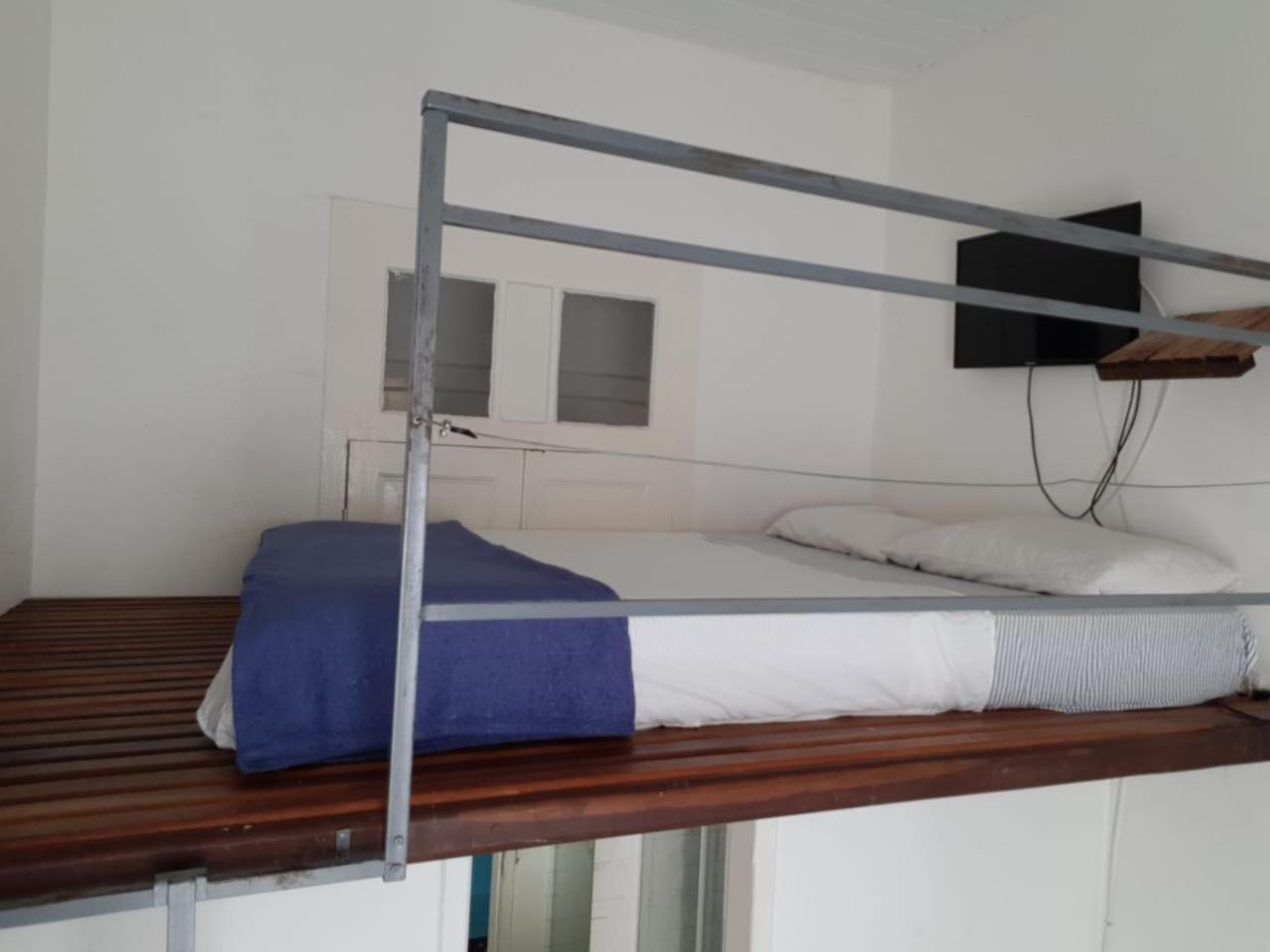 Quadruple Room,1324479334:JPEG